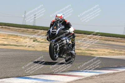 media/Aug-04-2024-TrackDaz (Sun) [[e1ff0814b6]]/Group A/12pm (Wheelie Bump)/